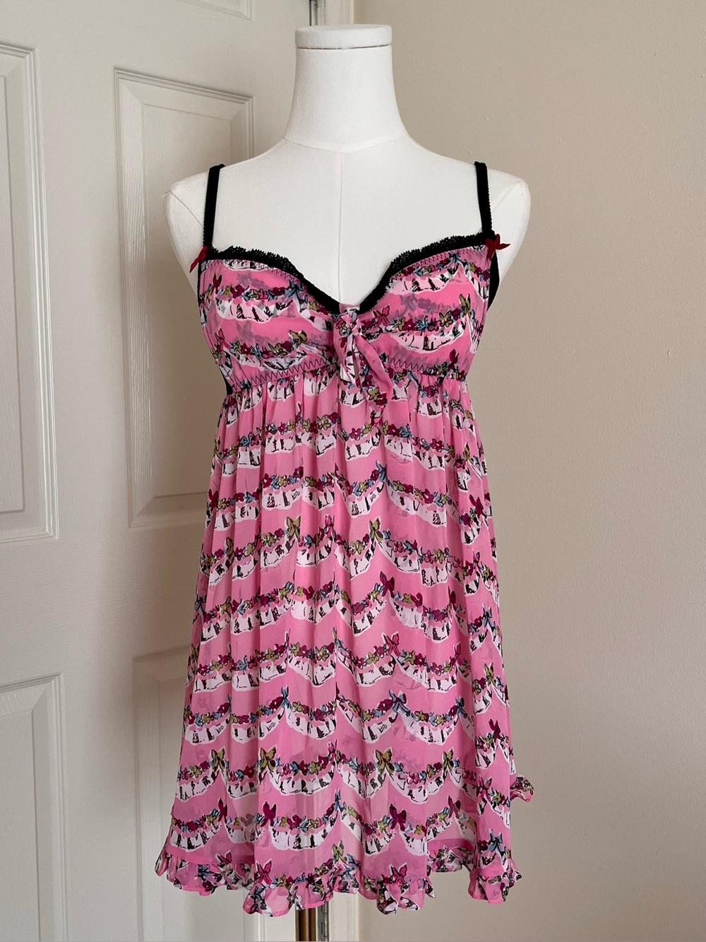 Betsey Johnson Pink Floral Ruffle Chemise Womens Size S Coquette Sexy Sleepwear